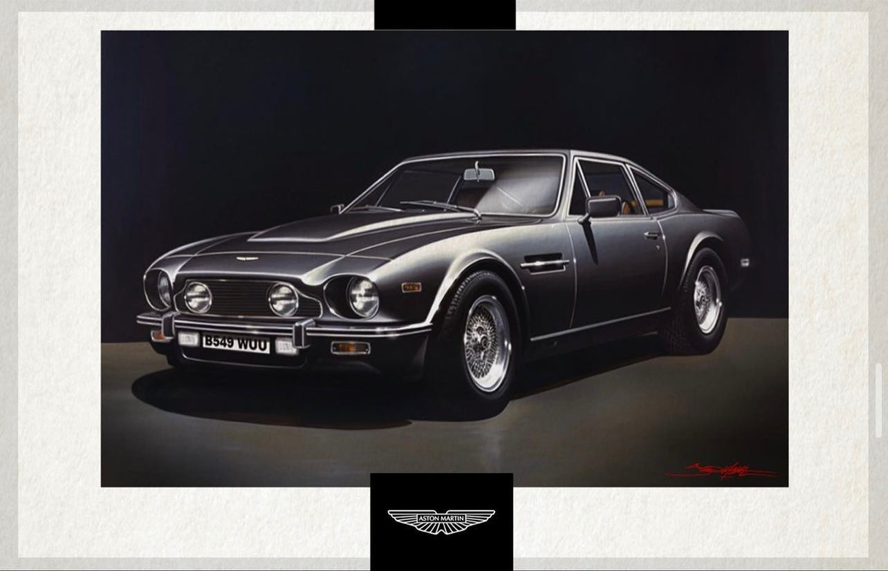 Aston Martin V8: James Bond